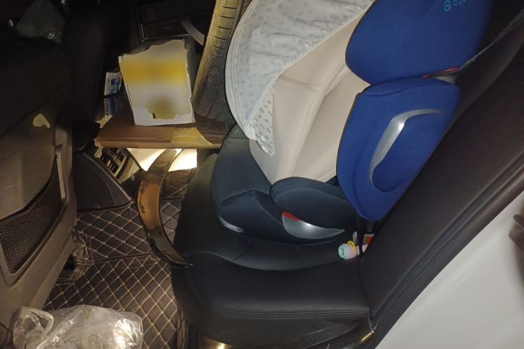 Used BMW 3 Series 2016 320Li Fashion Model Left Rear Seat