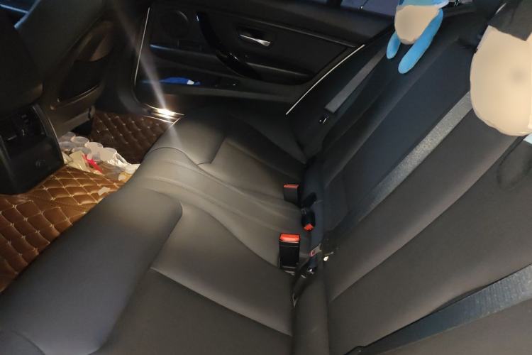 Used BMW 3 Series 2016 320i Fashion Model Left Rear Seat