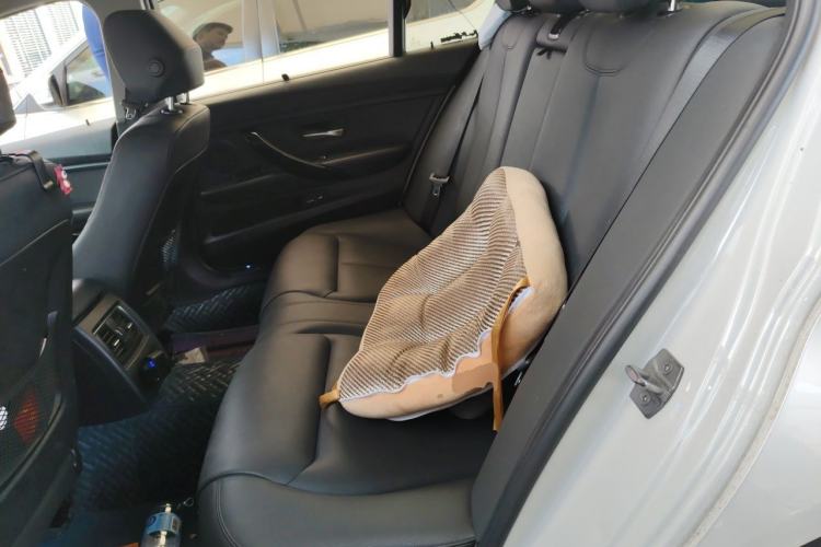 Used BMW 3 Series 2016 320Li Ambition Model Left Rear Seat
