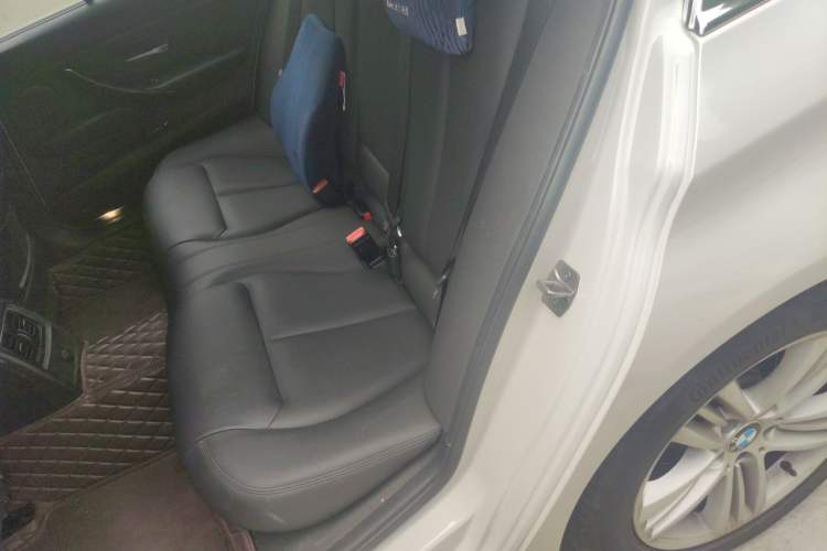 Used BMW 3 Series 2016 320Li Ambition Model Left Rear Seat