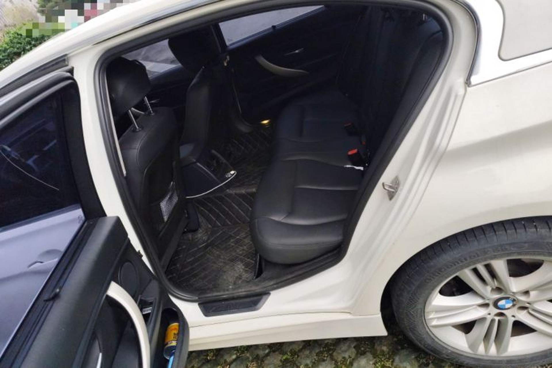 Used BMW 3 Series 2016 320Li Fashion Model Left Rear Seat
