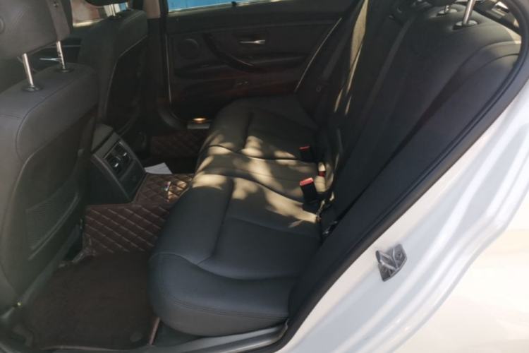 Used BMW 3 Series 2016 320Li Fashion Model Left Rear Seat