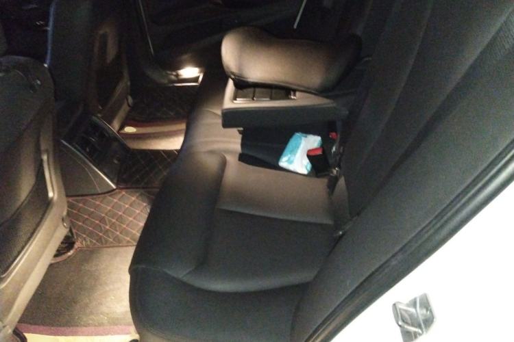 Used BMW 3 Series 2016 320Li Ambition Model Left Rear Seat