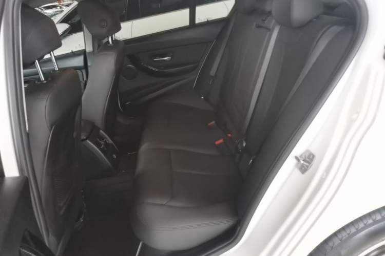 Used BMW 3 Series 2016 316i Fashion Model Left Rear Seat
