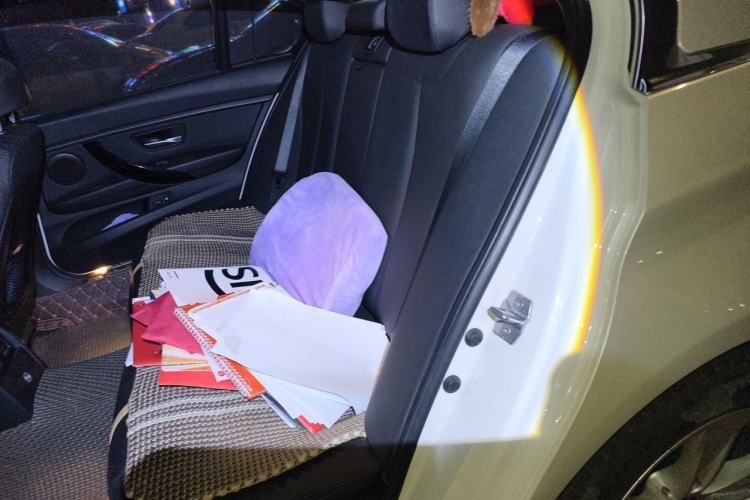 Used BMW 3 Series 2016 316Li Fashion Model Left Rear Seat