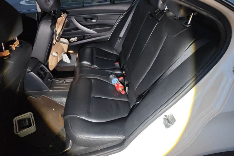 Used BMW 3 Series 2016 328Li Fashion Model Left Rear Seat