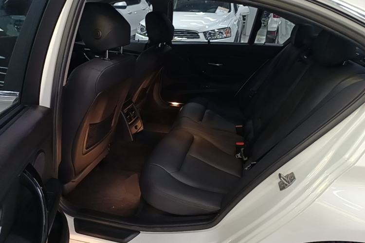 Used BMW 3 Series 2016 320Li Fashion Model Left Rear Seat