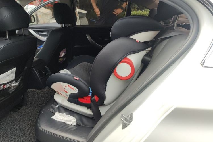 Used BMW 3 Series 2016 328Li Fashion Model Left Rear Seat