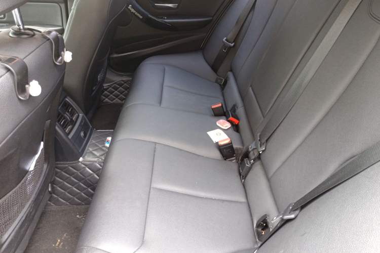 Used BMW 3 Series 2016 316i Fashion Model Left Rear Seat
