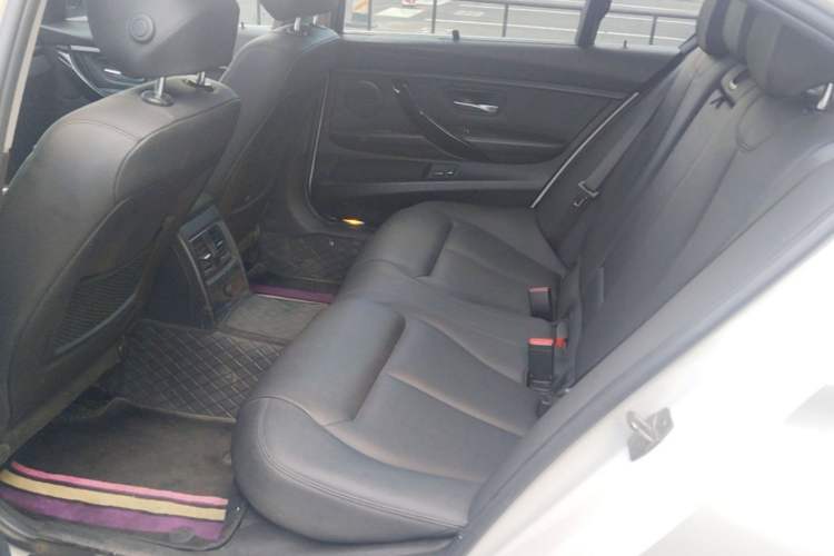 Used BMW 3 Series 2016 320Li Fashion Model Left Rear Seat