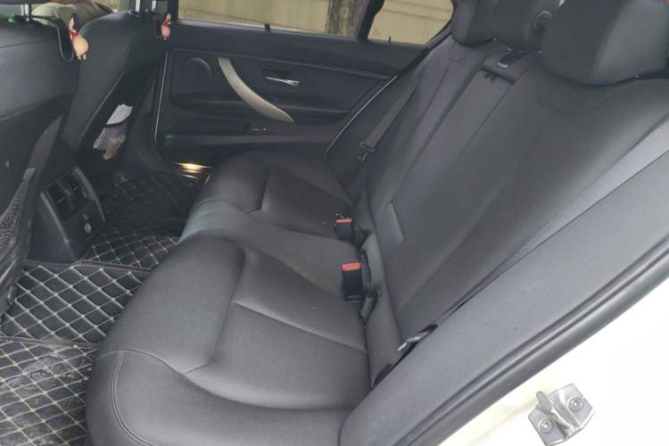 Used BMW 3 Series 2016 320Li Ambition Model Left Rear Seat