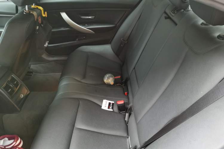 Used BMW 3 Series 2016 320Li Ambition Model Left Rear Seat