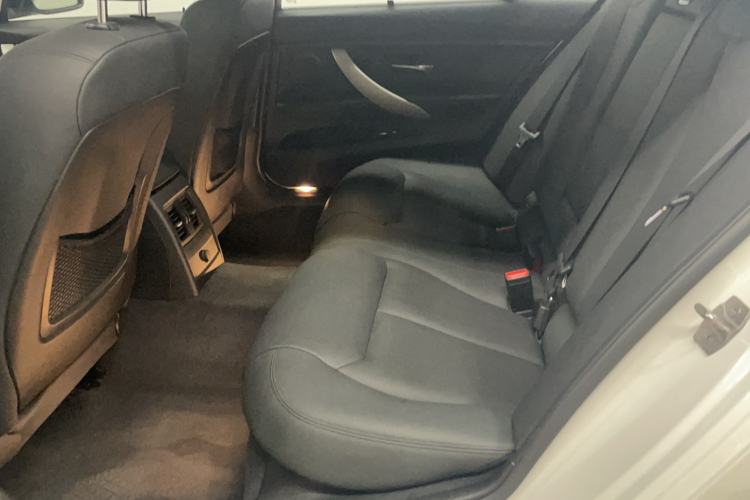 Used BMW 3 Series 2016 320Li Fashion Model Left Rear Seat
