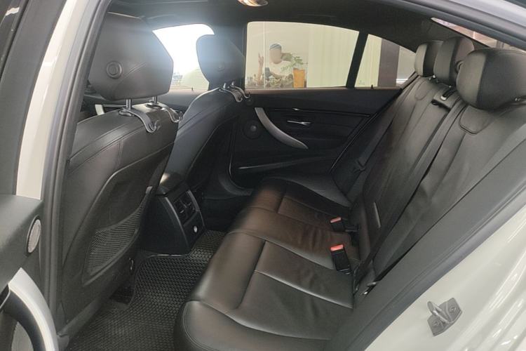 Used BMW 3 Series 2016 328i xDrive M Sport Edition Left Rear Seat