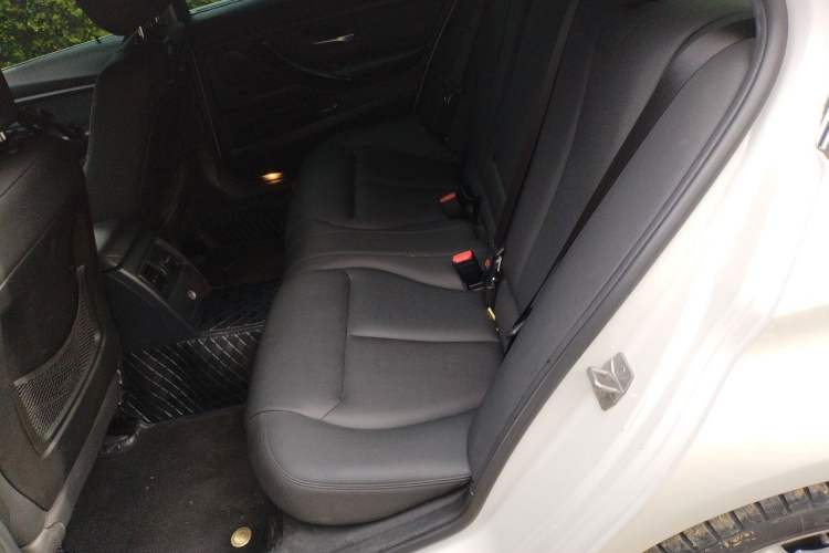 Used BMW 3 Series 2016 320Li Ambition Model Left Rear Seat