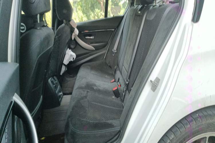 Used BMW 3 Series 2016 320i M Sport Left Rear Seat