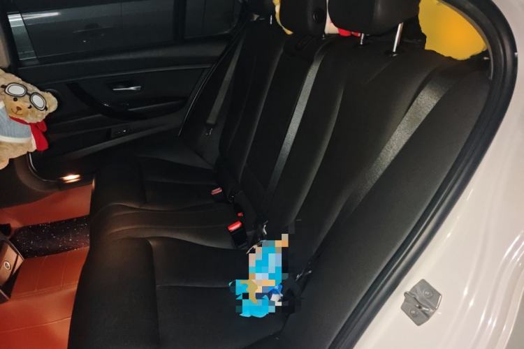 Used BMW 3 Series 2016 316Li Fashion Model Left Rear Seat