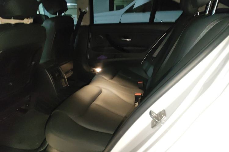 Used BMW 3 Series 2016 320Li Fashion Model Left Rear Seat