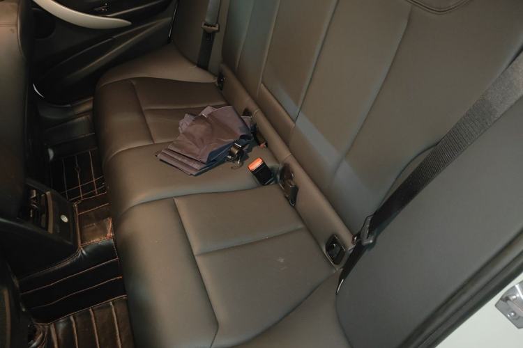 Used BMW 3 Series 2016 320i Fashion Model Left Rear Seat