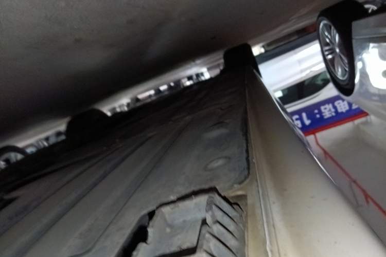 Used BMW 3 Series 2016 320Li Ambition Model Left Side Sill