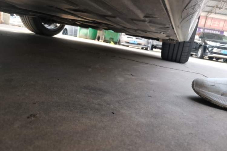 Used BMW 3 Series 2016 320Li Fashion Model Left Side Sill