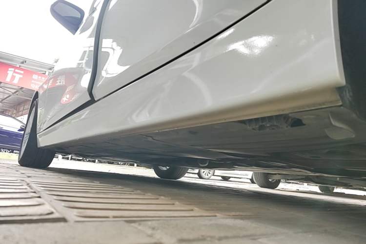 Used BMW 3 Series 2016 320Li Ambition Model Left Side Sill