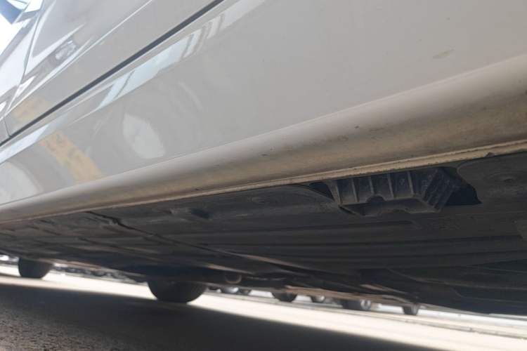 Used BMW 3 Series 2016 320Li Ambition Model Left Side Sill