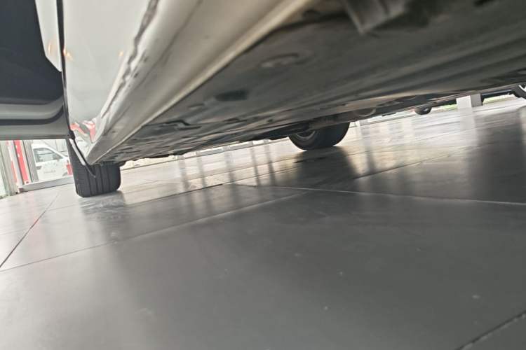 Used BMW 3 Series 2016 320Li Luxury Design Package Left Side Sill