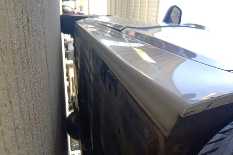 Used BMW 3 Series 2016 320i Fashion Model Left Side Sill
