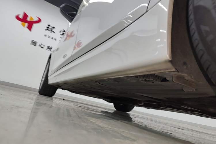 Used BMW 3 Series 2016 320Li Fashion Model Left Side Sill