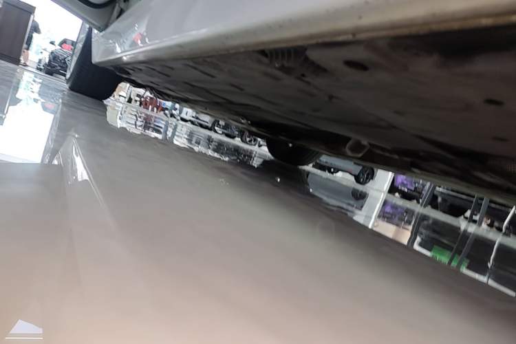 Used BMW 3 Series 2016 320i Fashion Model Left Side Sill