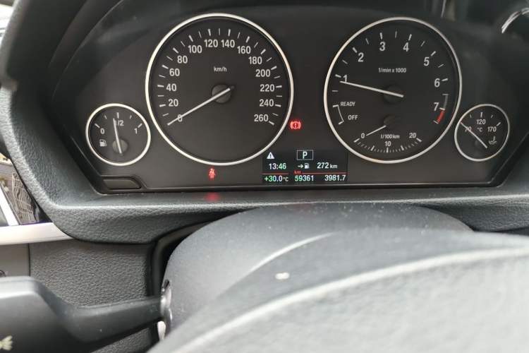 Used BMW 3 Series 2016 316i Fashion Model Odometer Close Up