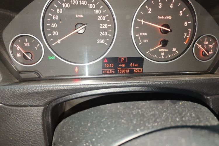 Used BMW 3 Series 2016 320Li Ambition Model Odometer Close Up