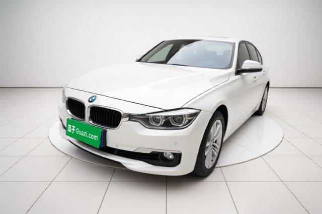 Ojetý BMW 3 Series 2016 320Li Fashion Model