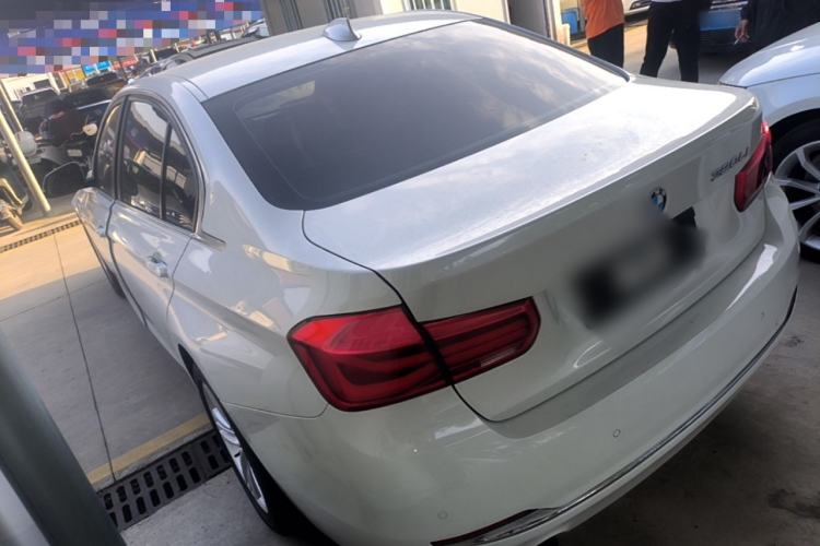 Used BMW 3 Series 2016 320Li Fashion Model Rear Left 45 Deg