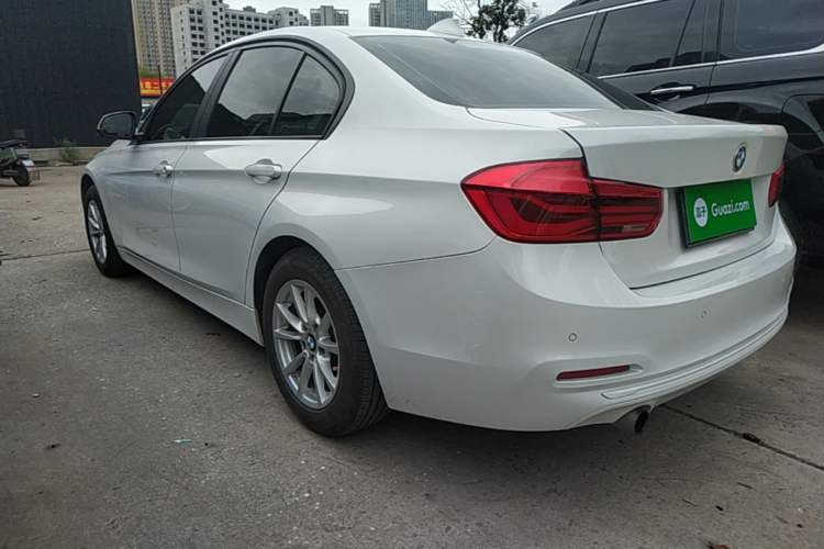 Used BMW 3 Series 2016 316i Fashion Model Rear Left 45 Deg
