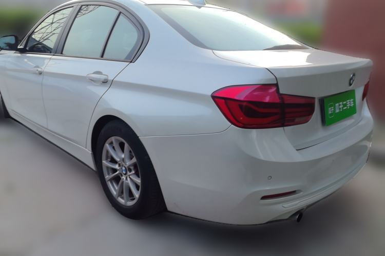 Used BMW 3 Series 2016 316i Fashion Model Rear Left 45 Deg
