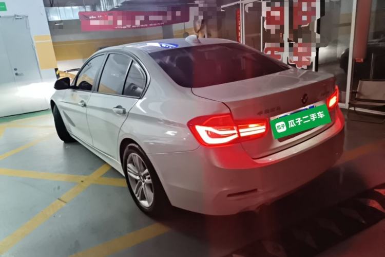 Used BMW 3 Series 2016 320i Fashion Model Rear Left 45 Deg
