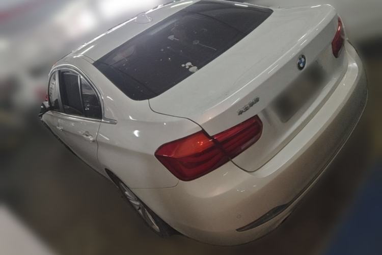 Used BMW 3 Series 2016 320Li Fashion Model Rear Left 45 Deg