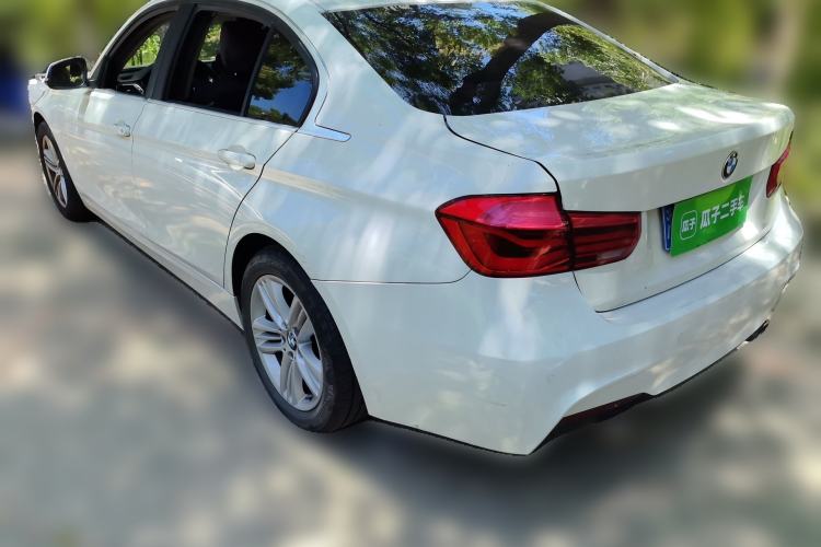 Used BMW 3 Series 2016 320i Fashion Model Rear Left 45 Deg