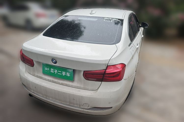 Used BMW 3 Series 2016 316Li Fashion Model Rear Left 45 Deg