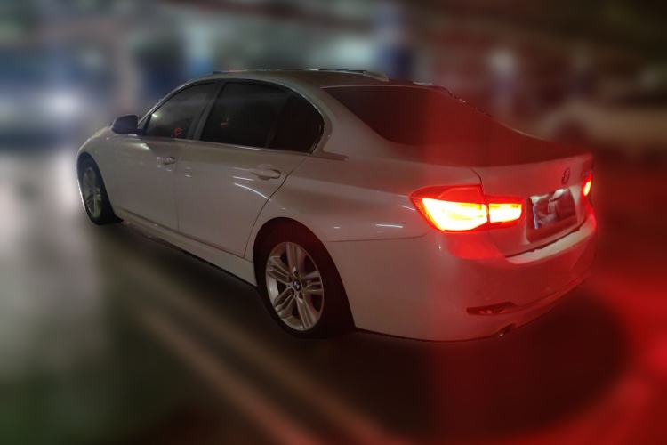 Used BMW 3 Series 2016 320Li Fashion Model Rear Left 45 Deg