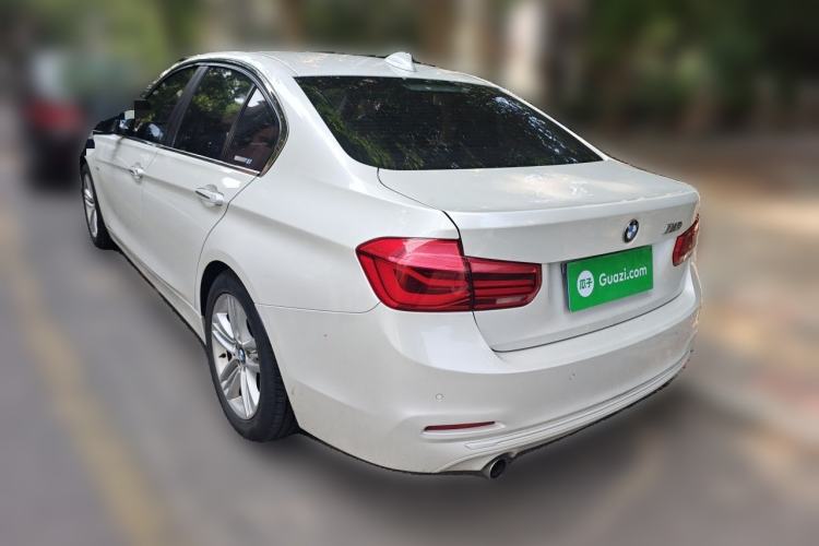 Used BMW 3 Series 2016 320i Fashion Model Rear Left 45 Deg