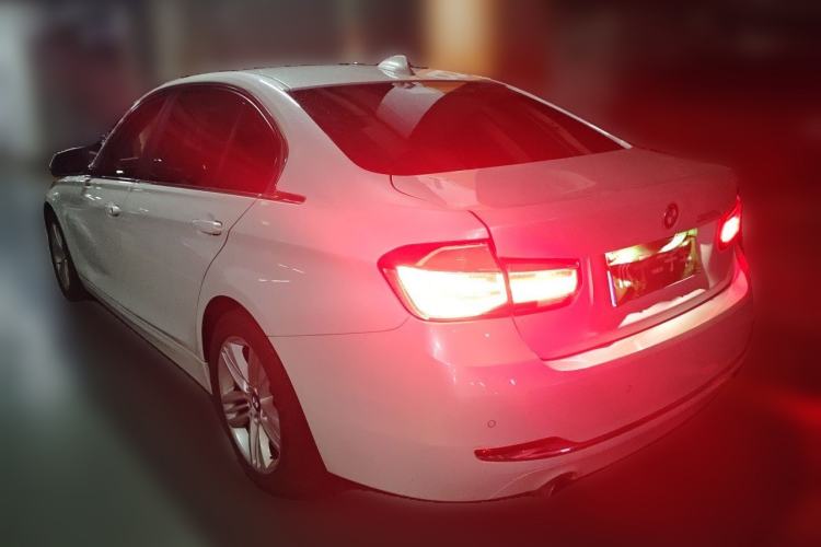 Used BMW 3 Series 2016 320Li Fashion Model Rear Left 45 Deg