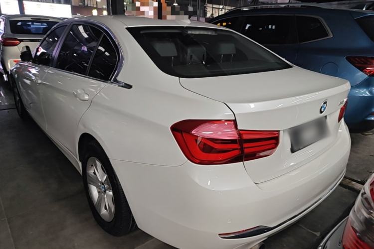 Used BMW 3 Series 2016 316Li Fashion Model Rear Left 45 Deg