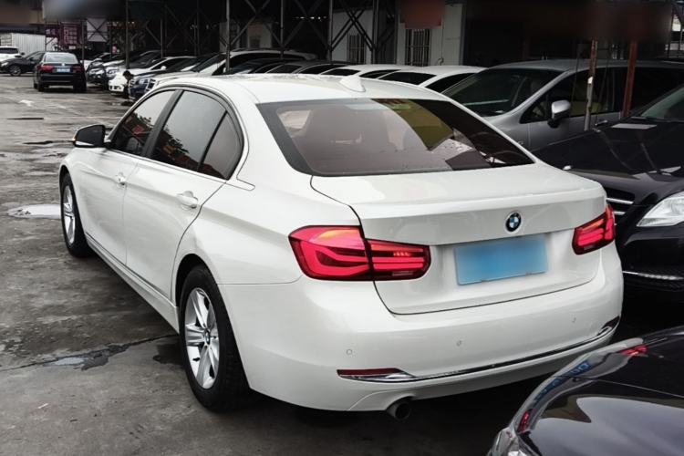 Used BMW 3 Series 2016 316Li Fashion Model Rear Left 45 Deg