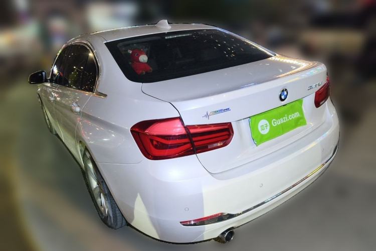 Used BMW 3 Series 2016 316Li Fashion Model Rear Left 45 Deg