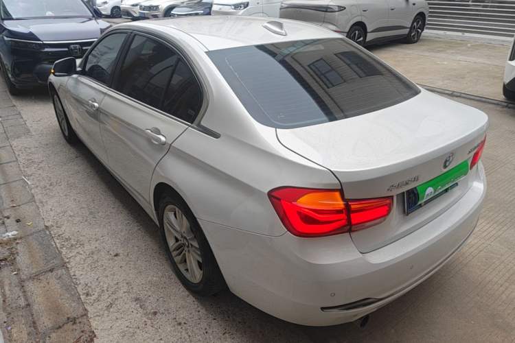 Used BMW 3 Series 2016 320Li Ambition Model Rear Left 45 Deg