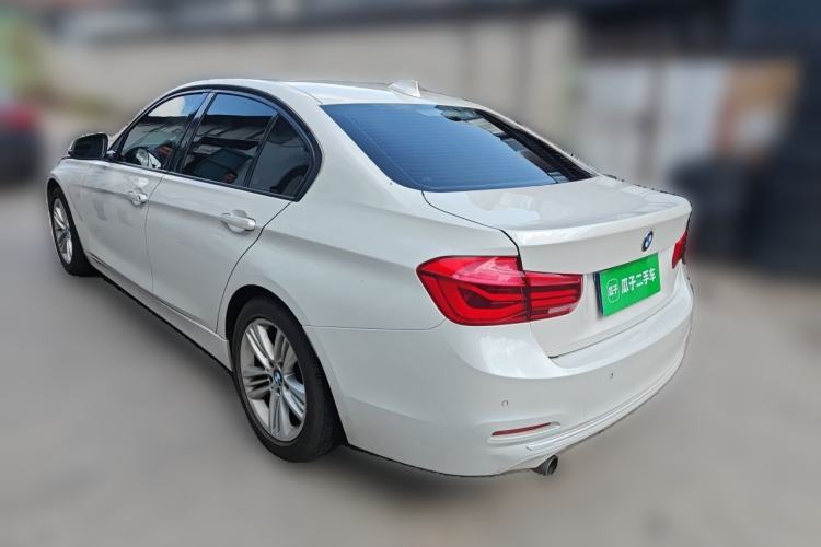 Used BMW 3 Series 2016 320i Fashion Model Rear Left 45 Deg