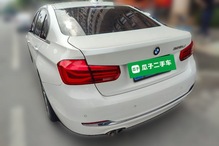 Used BMW 3 Series 2016 328Li Fashion Model Rear Left 45 Deg